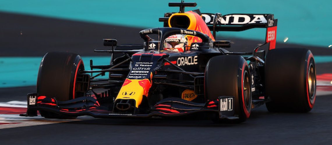 GP van Abu Max Verstappen verslaat Hamilton in bloedstollende strijd voor de polepositie - F1journaal.be - Dagelijks Formule 1 nieuws
