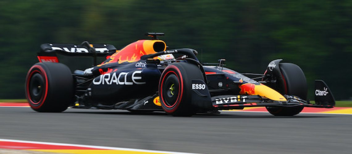 SPA, BELGIUM - AUGUST 26: Max Verstappen of the Netherlands driving the (1) Oracle Red Bull Racing RB18 on track during practice ahead of the F1 Grand Prix of Belgium at Circuit de Spa-Francorchamps on August 26, 2022 in Spa, Belgium. (Photo by Dan Mullan/Getty Images) // Getty Images / Red Bull Content Pool // SI202208260201 // Usage for editorial use only //